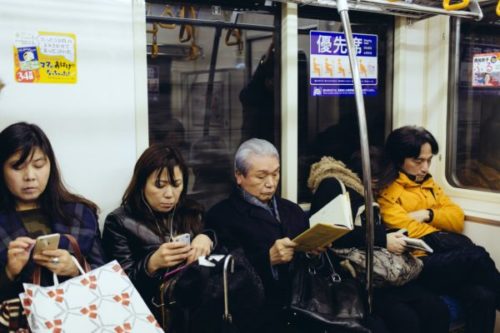 半年の独学で宅建士に一発合格した勉強方法とおすすめのテキスト3